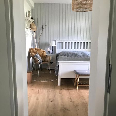 Ks Kotten Bed And Breakfast レース エクステリア 写真