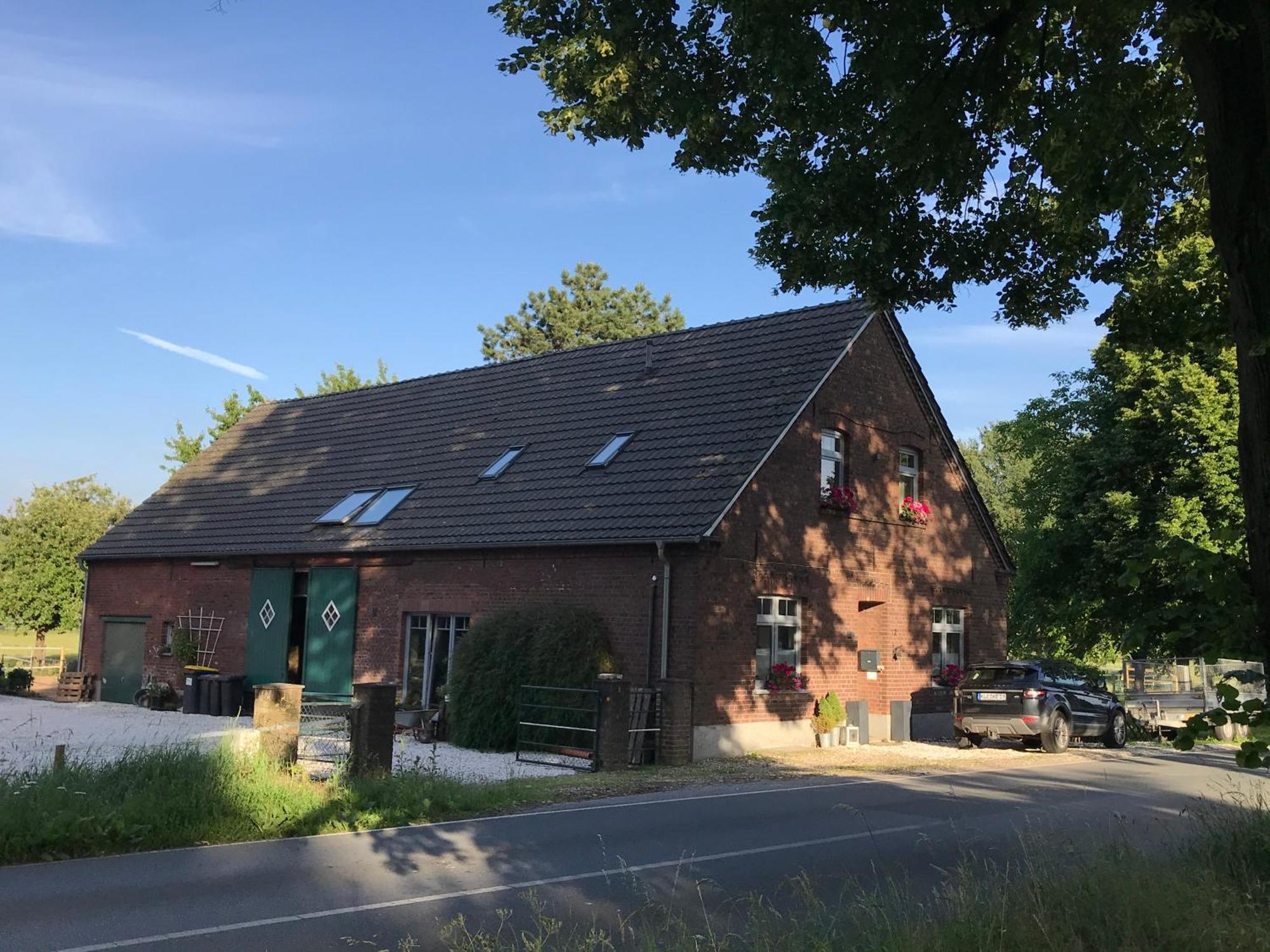 Ks Kotten Bed And Breakfast レース エクステリア 写真